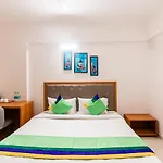 Treebo Landmark Near Pune Airport